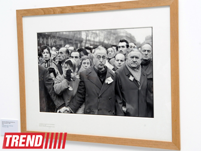 Heydər Əliyev Fondunun vitse-prezidenti Leyla Əliyeva məşhur fotoqraf Anri Kartye-Bressonun fərdi sərgisi ilə tanış olub (FOTO)