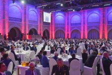 Prezident İlham Əliyev və xanımı Azərbaycanın milli bayramı - Respublika Günü münasibətilə keçirilmiş rəsmi qəbulda iştirak ediblər (FOTO)