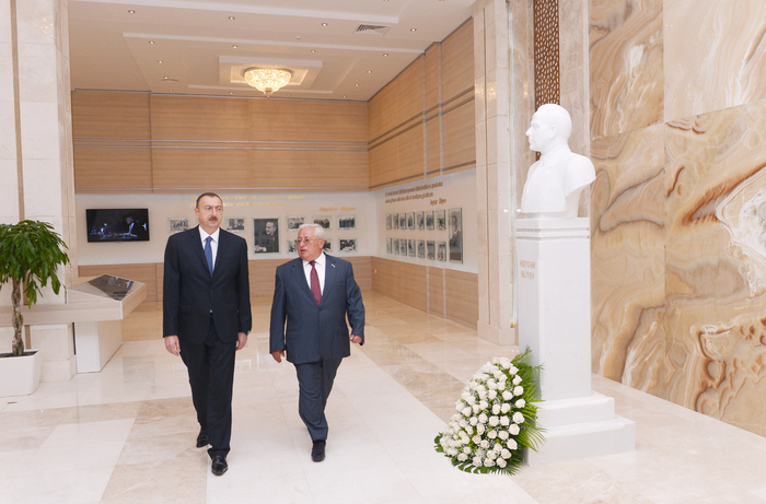 Prezident İlham Əliyev: Son illərdə bölgələrin, qeyri-neft sektorunun inkişafı sahəsində böyük işlər görülüb (FOTO)