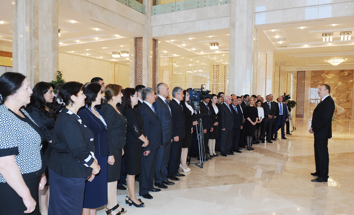 Prezident İlham Əliyev: Son illərdə bölgələrin, qeyri-neft sektorunun inkişafı sahəsində böyük işlər görülüb (FOTO)