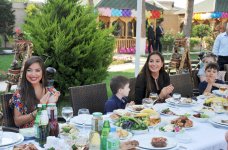 Heydər Əliyev Fondunun vitse-prezidenti Leyla Əliyeva 1 iyun – Uşaqları Beynəlxalq Müdafiə Günü münasibətilə keçirilən tədbirdə iştirak edib (FOTO)