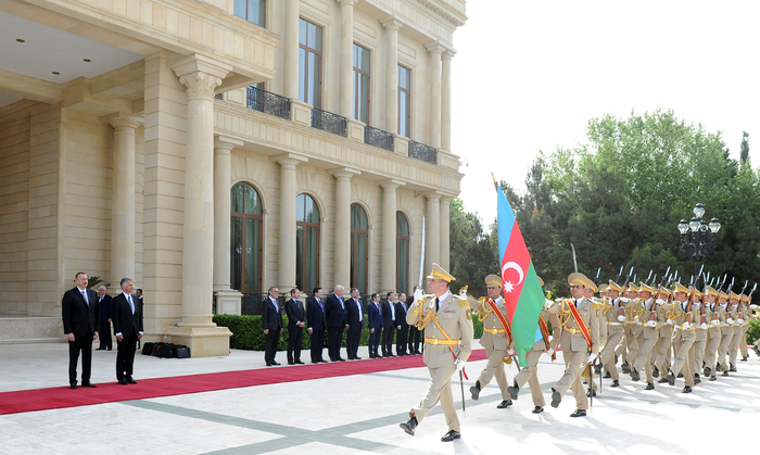 İsveçrə Prezidenti Didye Burkhalterin rəsmi qarşılanma mərasimi olub (FOTO)