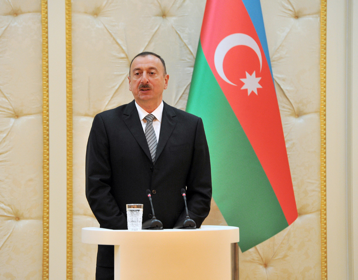 Azərbaycan və İsveçrə prezidentləri mətbuata bəyanatlarla çıxış ediblər (FOTO)