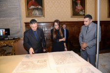 Azərbaycanın birinci xanımı Mehriban Əliyeva Vatikan Apostol Kitabxanası ilə tanış olub (FOTO)