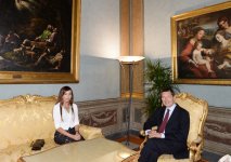 Azərbaycanın birinci xanımı Mehriban Əliyeva Roma şəhərinin meri İqnatsio Marino ilə görüşüb (FOTO)