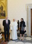 Azərbaycanın birinci xanımı Mehriban Əliyeva Roma Papası Fransisk ilə görüşüb (FOTO)