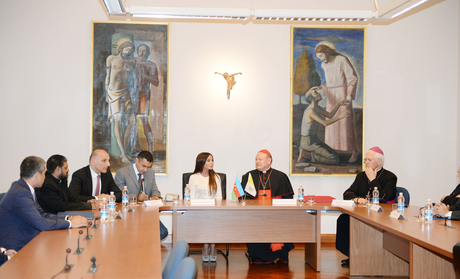 Azərbaycanın birinci xanımı Mehriban Əliyeva Roma Papasının Müqəddəs Arxeologiya üzrə Şurasının sədri ilə görüşüb (FOTO)
