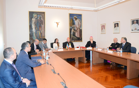 Azərbaycanın birinci xanımı Mehriban Əliyeva Roma Papasının Müqəddəs Arxeologiya üzrə Şurasının sədri ilə görüşüb (FOTO)