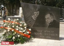 Xalq artisti Məlik Dadaşovun xatirəsi yad edilib (FOTO)
