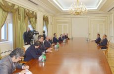 Prezident İlham Əliyev TBMM sədri Cəmil Çiçəyi qəbul edib
