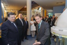 İlham Əliyev və Joze Manuel Barrozu Səngəçal neft terminalında olmuşlar (FOTO)