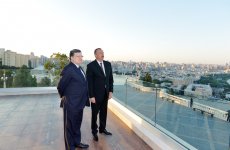 Azərbaycan Prezidenti İlham Əliyev və Avropa Komissiyasının sədri Joze Manuel Barrozu Dağüstü Parkda olmuşlar (FOTO)