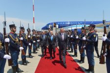Prezident İlham Əliyev Yunanıstana dövlət səfərinə gəlib (FOTO)