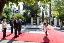 Azərbaycan Prezidenti İlham Əliyevin Afinada rəsmi qarşılanma mərasimi olub (FOTO)