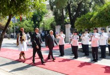 Azərbaycan Prezidenti İlham Əliyevin Afinada rəsmi qarşılanma mərasimi olub (FOTO)