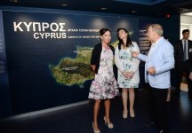 Azərbaycanın birinci xanımı Mehriban Əliyeva Afinada “Kiklad” İncəsənət Muzeyi ilə tanış olmuşdur (FOTO)