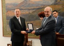 Prezident İlham Əliyev Yunanıstan parlamentinin sədri Vanqelis Meimarakis ilə görüşüb (FOTO)