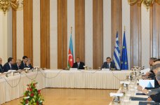 Azərbaycan Prezidenti İlham Əliyevin və Yunanıstanın Baş naziri Antonis Samarasın yüksək səviyyəli iş adamları ilə görüşü olub (FOTO)