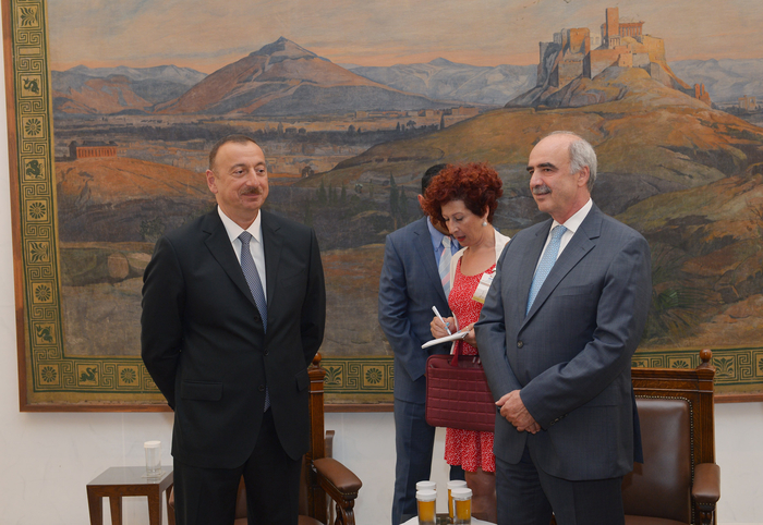 Prezident İlham Əliyev Yunanıstan parlamentinin sədri Vanqelis Meimarakis ilə görüşüb (FOTO)