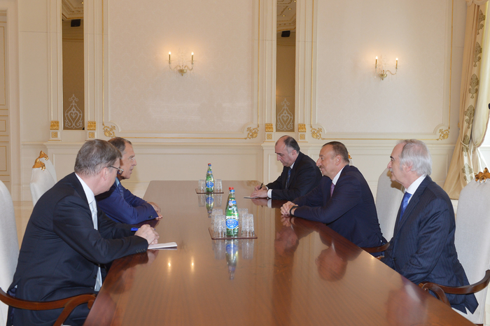 Prezident İlham Əliyev Rusiyanın xarici işlər naziri Sergey Lavrovu qəbul edib (FOTO)