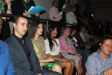 Leyla Əliyeva "Qəbələ" İdman Klubunun boksçularının iştirakı ilə Londonda keçirilən xeyriyyə matçını izləyib (FOTO)