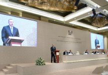 Prezident İlham Əliyev: Bizim məqsədimiz modernləşmək və Azərbaycanı dünyanın inkişaf etmiş ölkəsinə çevirməkdir (ƏLAVƏ OLUNUB)(FOTO)