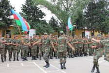 Gənclər Fondu əsgərlərlə görüş keçirib (FOTO)