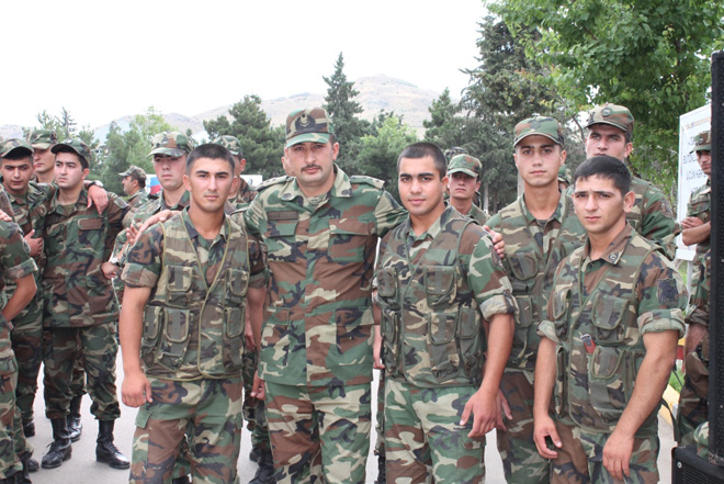 Gənclər Fondu əsgərlərlə görüş keçirib (FOTO)