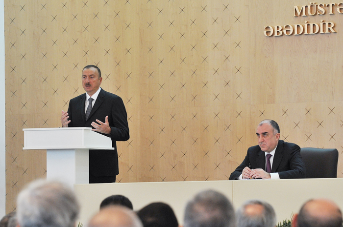 Prezident İlham Əliyev: Diplomatların fəaliyyəti ilk növbədə Qarabağla, İrəvan xanlığı ilə bağlı həqiqətlərin dünyaya çatdırılmasına istiqamətlənməlidir (FOTO)