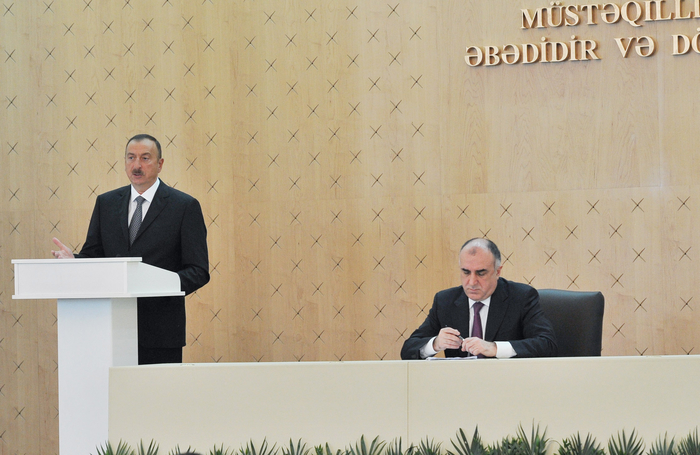Prezident İlham Əliyev: Diplomatların fəaliyyəti ilk növbədə Qarabağla, İrəvan xanlığı ilə bağlı həqiqətlərin dünyaya çatdırılmasına istiqamətlənməlidir (FOTO)