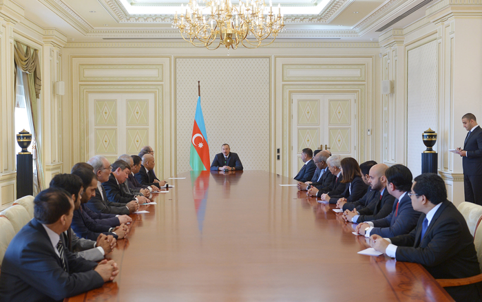 Prezident İlham Əliyev: Hamımız çalışmalıyıq ki, İslam həmrəyliyini gücləndirək, müsəlman ölkələri arasındakı birliyi daha da möhkəmləndirək (FOTO)
