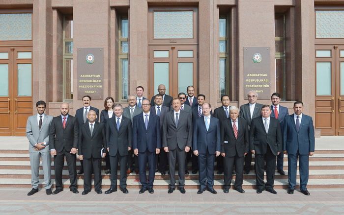 Prezident İlham Əliyev: Hamımız çalışmalıyıq ki, İslam həmrəyliyini gücləndirək, müsəlman ölkələri arasındakı birliyi daha da möhkəmləndirək (FOTO)