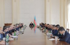 Prezident İlham Əliyev: İlin birinci yarısında ölkəmizin uğurlu inkişafı təmin edilib, qarşıda duran bütün məsələlər uğurla icra edilib (FOTO) (ƏLAVƏ OLUNUB)