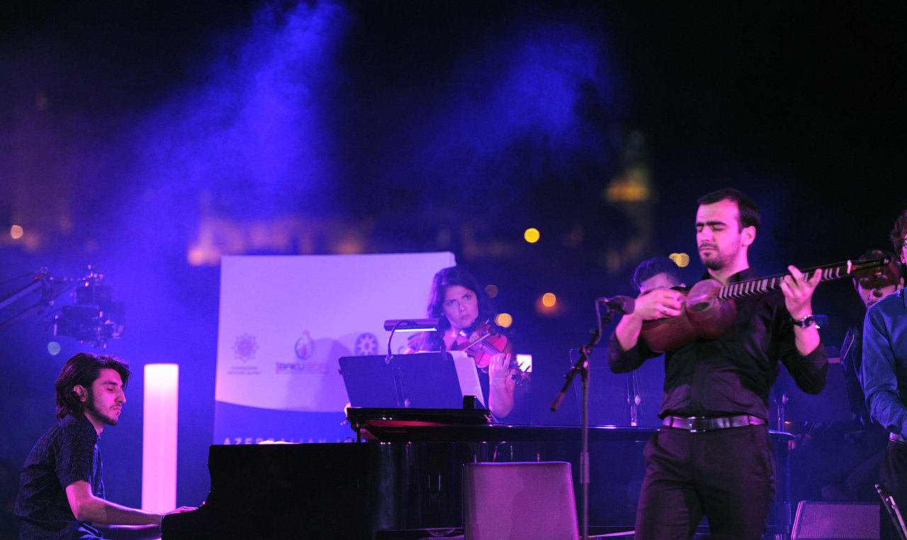 Mehriban Əliyeva Kannda Azərbaycan mədəniyyəti günləri çərçivəsində caz musiqisindən ibarət konserti izləyib (FOTO)