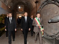 Prezident İlham Əliyev Romanın “Mercati di Traiano” muzeyində olub, burada şəhərin meri İqnatsio Marino ilə görüşüb və İtaliya jurnalistlərinə müsahibə verib (FOTO)