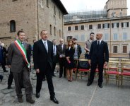 Prezident İlham Əliyev Romanın “Mercati di Traiano” muzeyində olub, burada şəhərin meri İqnatsio Marino ilə görüşüb və İtaliya jurnalistlərinə müsahibə verib (FOTO)