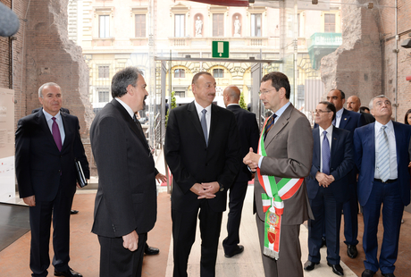 Prezident İlham Əliyev Romanın “Mercati di Traiano” muzeyində olub, burada şəhərin meri İqnatsio Marino ilə görüşüb və İtaliya jurnalistlərinə müsahibə verib (FOTO)