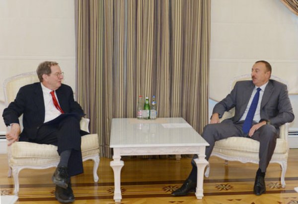 Prezident İlham Əliyev ABŞ-ın Azərbaycandakı səfirini qəbul edib