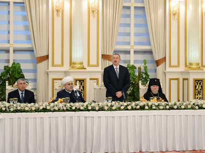 Prezident İlham Əliyev: Dinlərarası münasibətlərin sağlam zəmində təmin edilməsi üçün Azərbaycan təcrübəsi öyrənilməlidir