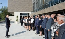 Prezident İlham Əliyev Xızıda Heydər Əliyev Mərkəzinin açılışında iştirak edib (FOTO)