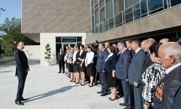 Prezident İlham Əliyev Xızıda Heydər Əliyev Mərkəzinin açılışında iştirak edib (FOTO)