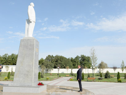 Prezident İlham Əliyev Xızı rayonuna səfərə gəlib (FOTO)