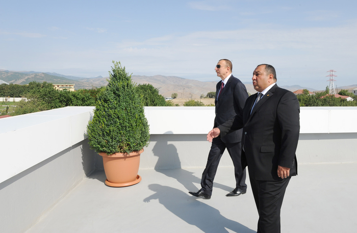 Prezident İlham Əliyevin iştirakı ilə Xızı Rayon İcra Hakimiyyətinin yeni binası istifadəyə verilib (FOTO)