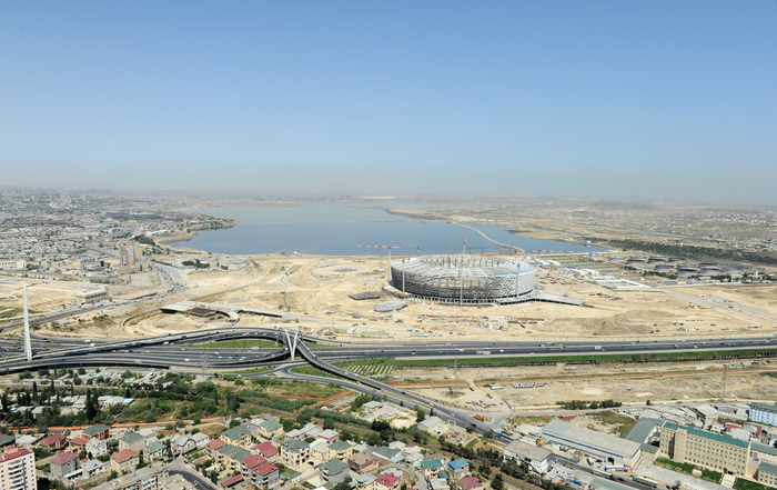 Prezident İlham Əliyev Bakı Olimpiya Stadionunda tikinti işlərinin gedişi ilə tanış olub (FOTO)