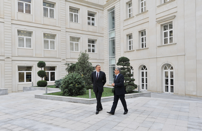 Prezident İlham Əliyev Maliyyə Nazirliyinin yeni inşa edilən inzibati binası ilə tanış olub (FOTO)