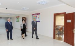 Prezident İlham Əliyev Xətai rayonundakı 56 nömrəli orta məktəbin binasının əsaslı təmir və yenidənqurma işlərindən sonrakı vəziyyəti ilə tanış olub (FOTO)
