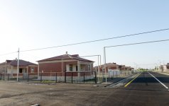 Prezident İlham Əliyev Ağdam rayonunda 632 məcburi köçkün ailəsi üçün salınmış yeni qəsəbənin açılışında iştirak edib (FOTO)