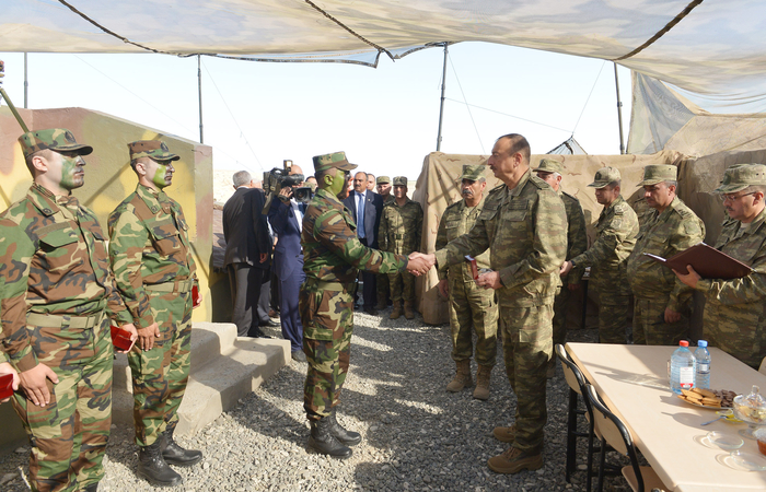 Prezident İlham Əliyev: Əgər Ermənistan faşist dövləti öz çirkin əməllərindən əl çəkməsə, erməni dövlətinin mövcudluğu sual altına düşə bilər (FOTO)