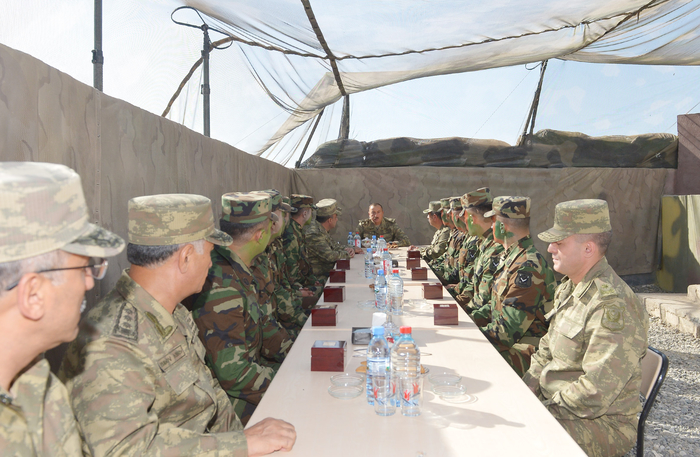 Prezident İlham Əliyev: Əgər Ermənistan faşist dövləti öz çirkin əməllərindən əl çəkməsə, erməni dövlətinin mövcudluğu sual altına düşə bilər (FOTO)