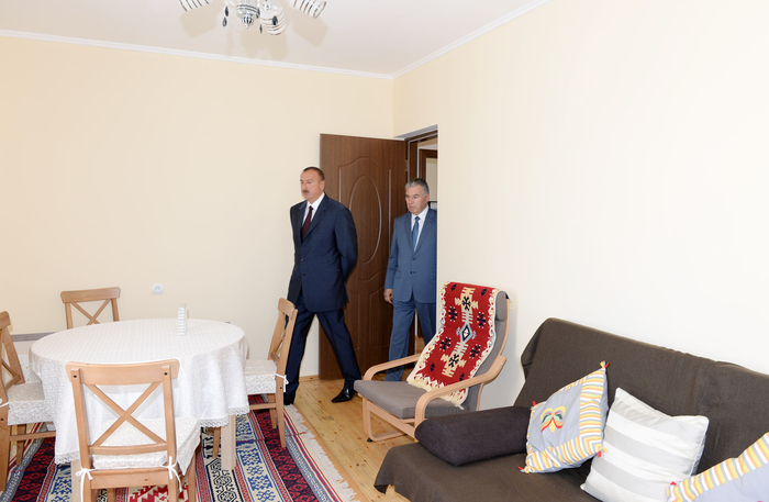 Prezident İlham Əliyev Ağdam rayonunda 632 məcburi köçkün ailəsi üçün salınmış yeni qəsəbənin açılışında iştirak edib (FOTO)